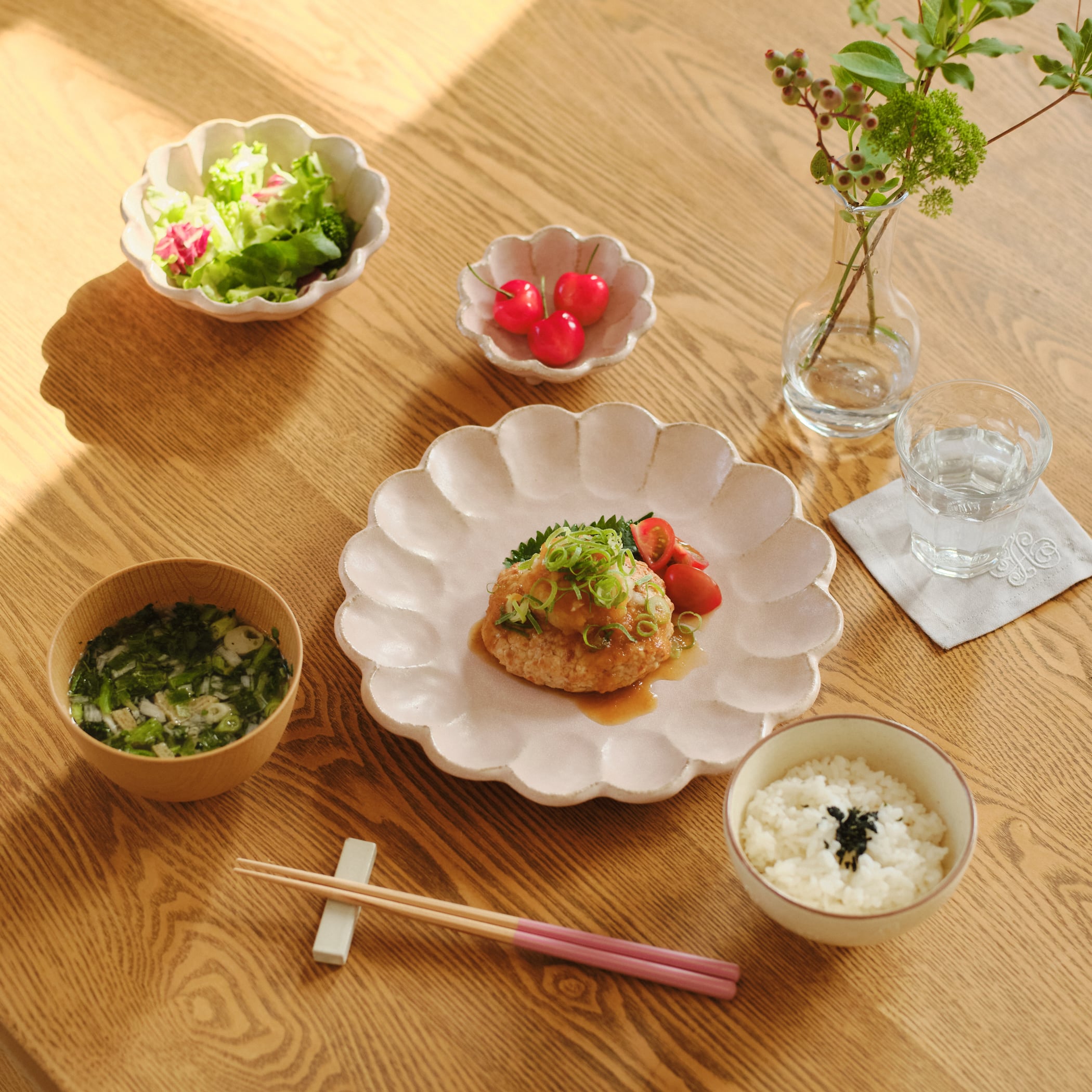 信楽焼　登窯粉引桜色片口中鉢5客揃い 即納！最大半額！ Amazon.co.jp: 文房具 : 登窯粉引桜色片口中鉢
